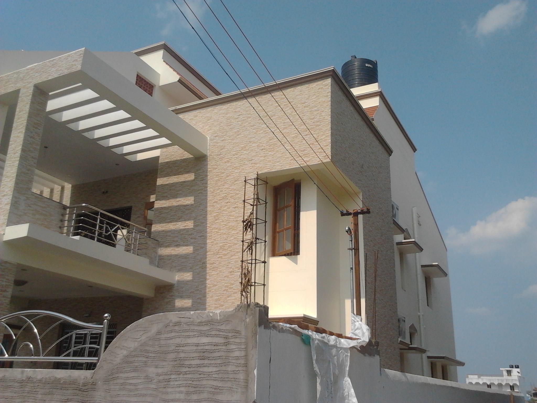 Arani-Suresh Residence